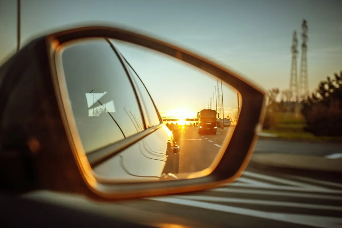汽車，旅行，運輸，車輛，太陽，鏡子，自然，汽車桌布，太陽，天空，黃昏，波蘭，西邊，路線，方式，陽光，汽車，視野，高速公路，旅遊