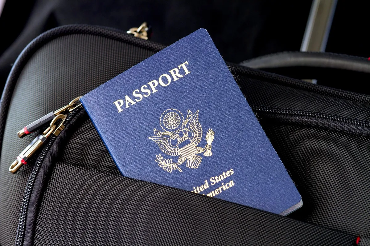 passport, flag, travel, visa, identification, usa, american, united, blue, country, national, vacation, holiday, document, suitcase, departure, passenger, lugga